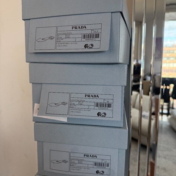 NWT Prada Slip-on Mules Black Satin Square Toe Triangle Heels Sz 36 - Picture 3 of 9